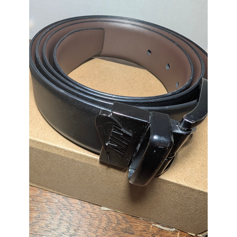 Nike Reversible Belt Men L 38-40 Black Brown Good Swivel Buckle